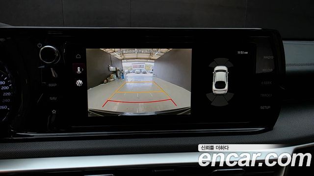 Kia K5 2023 — photo 24