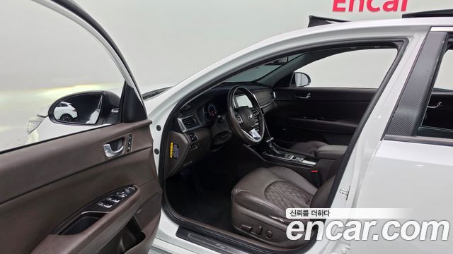 Kia K5 2019 — photo 13