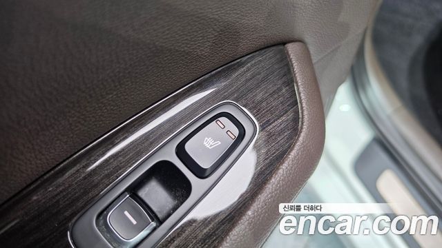 Kia K5 2019 — photo 25
