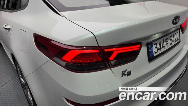 Kia K5 2019 — photo 9