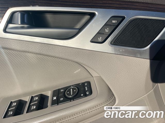 Genesis G80 2017 — photo 13