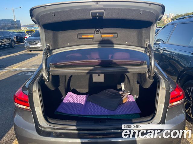 Genesis G80 2017 — photo 17