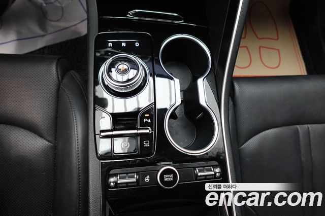 Kia K5 2023 — photo 9