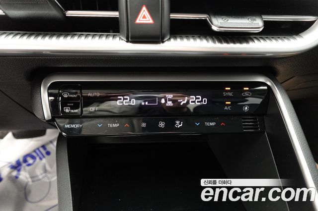 Kia K5 2023 — photo 11