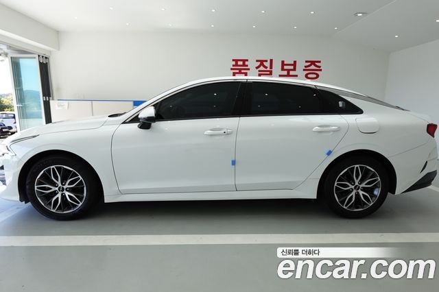 Kia K5 2023 — photo 20