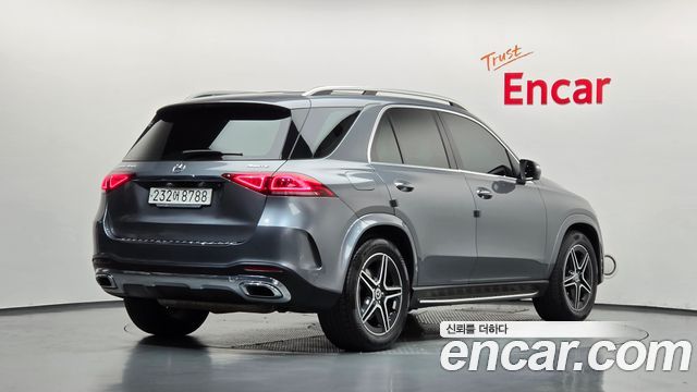 Mercedes-Benz GLE-Class 2019 — photo 2