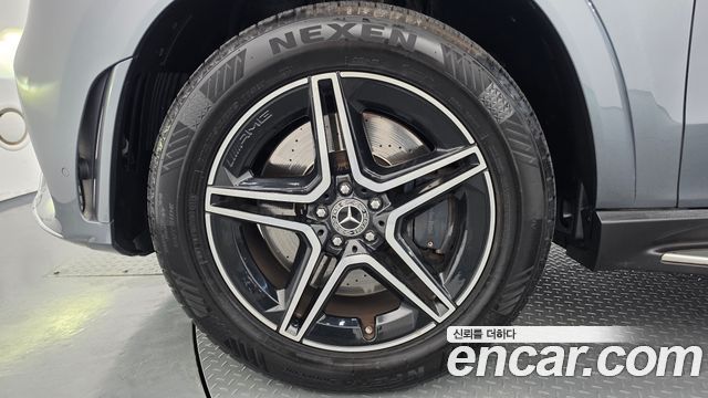 Mercedes-Benz GLE-Class 2019 — photo 5