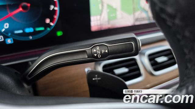 Mercedes-Benz GLE-Class 2019 — photo 9