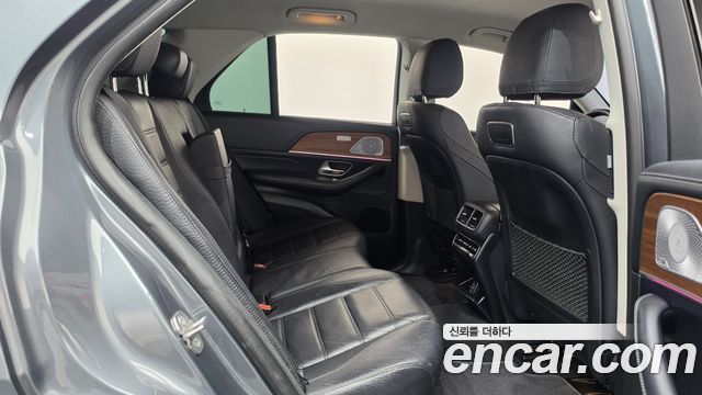 Mercedes-Benz GLE-Class 2019 — photo 12