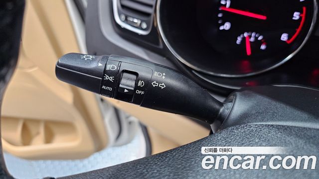 Kia Canival 2018 — photo 24