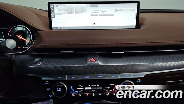 Genesis G80 2022 — photo 13