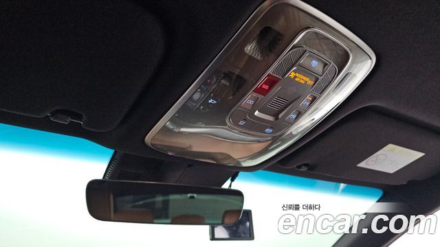 Genesis G80 2022 — photo 17
