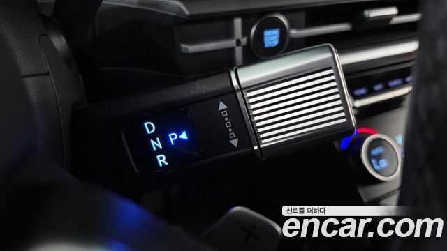 Hyundai Santafe 2025 — photo 12
