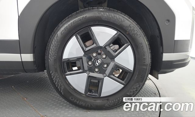 Hyundai Santafe 2025 — photo 7