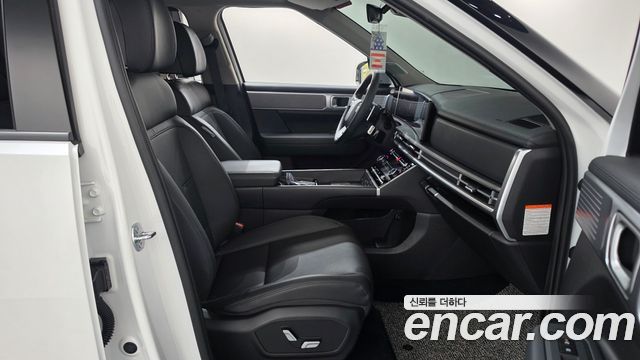 Hyundai Santafe 2025 — photo 16