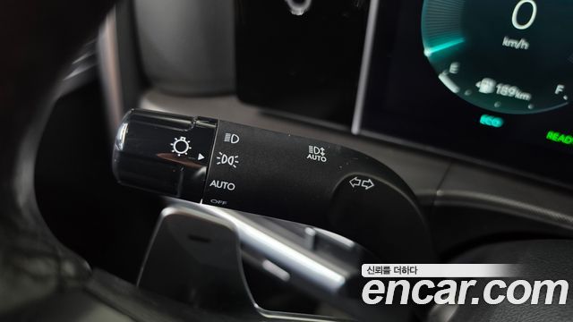 Hyundai Santafe 2025 — photo 30