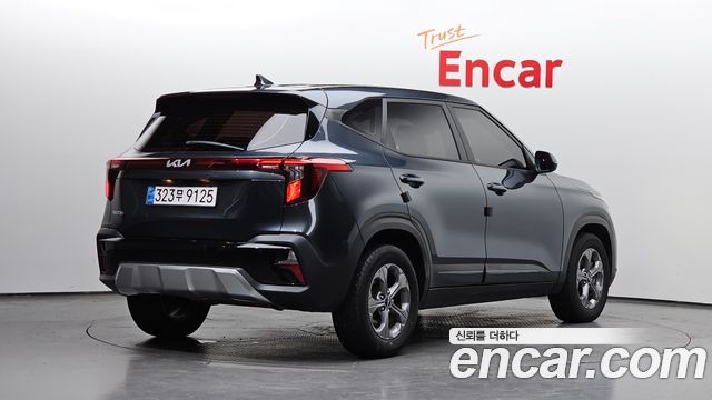 Kia Seltos 2023 — photo 2