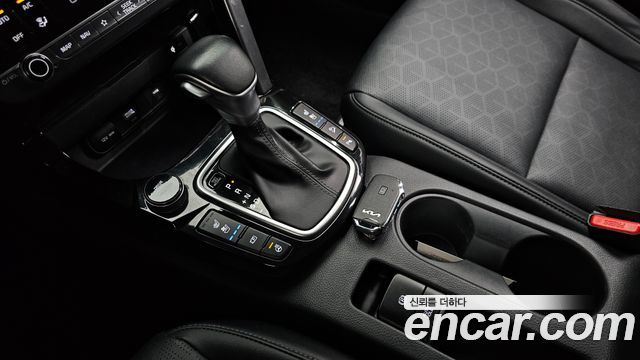 Kia Seltos 2023 — photo 12