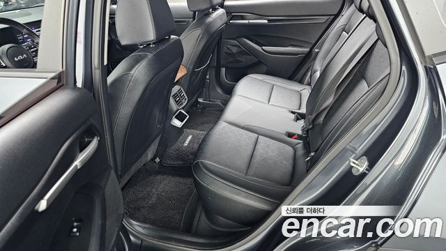 Kia Seltos 2023 — photo 18