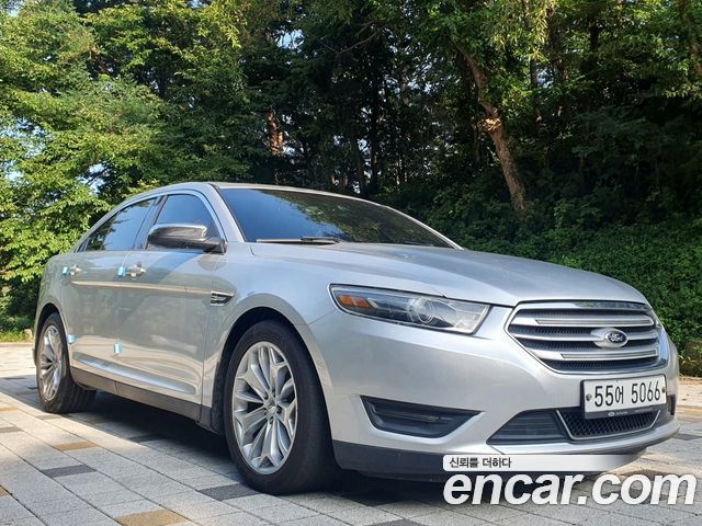 Ford Taurus 2014 — photo 4