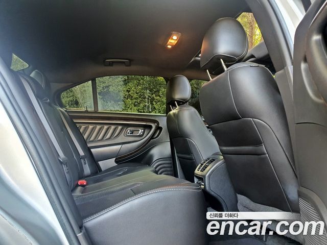 Ford Taurus 2014 — photo 7