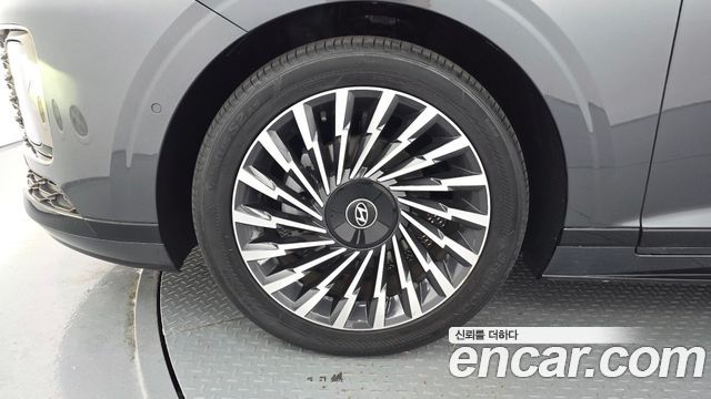 Hyundai Grandeur 2023 — photo 5