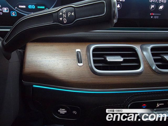 Mercedes-Benz GLE-Class 2020 — photo 9