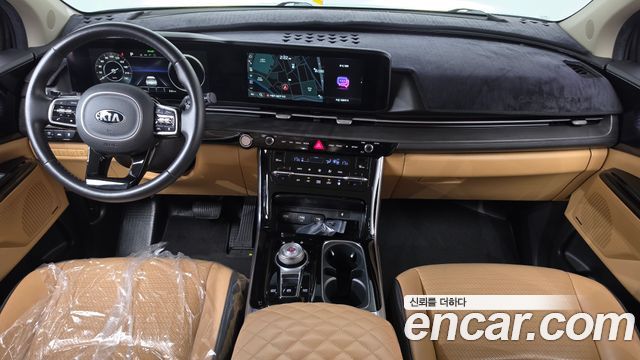 Kia Canival 2021 — photo 10