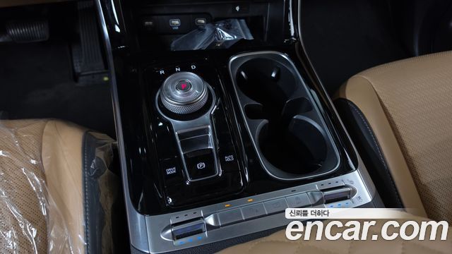 Kia Canival 2021 — photo 12