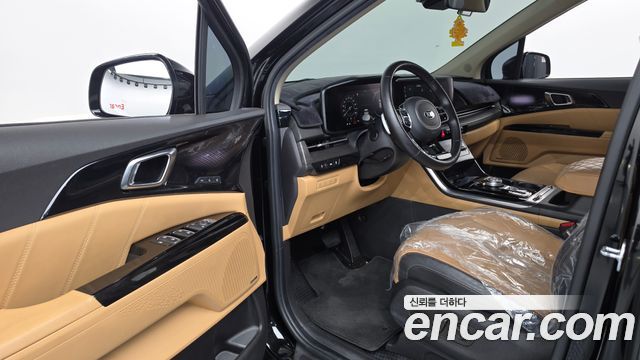 Kia Canival 2021 — photo 13