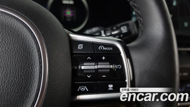 Kia Canival 2021 — photo 21