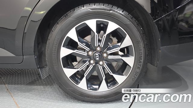 Kia Canival 2021 — photo 7