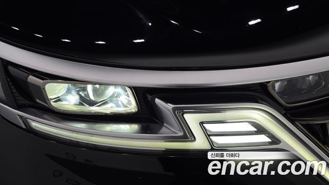 Kia Canival 2021 — photo 8
