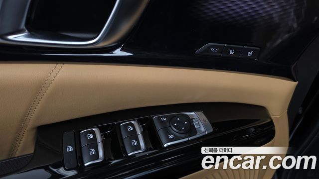 Kia Canival 2021 — photo 27