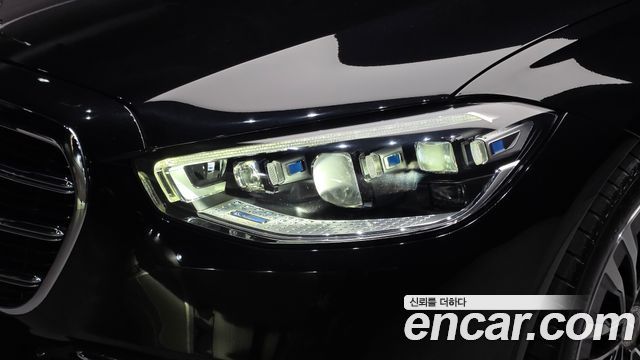 Mercedes-Benz S-Class 2024 — photo 8