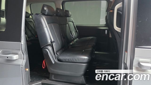 Hyundai Staria 2022 — photo 18