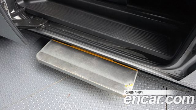 Hyundai Staria 2022 — photo 25