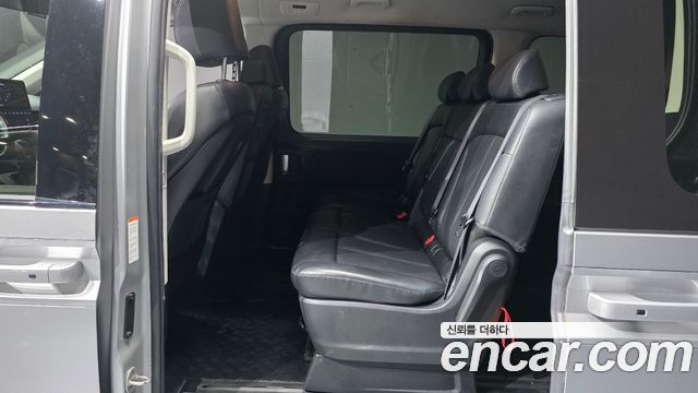 Hyundai Staria 2022 — photo 16
