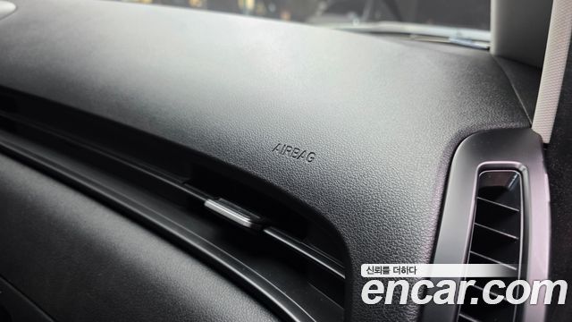 Hyundai Staria 2022 — photo 27