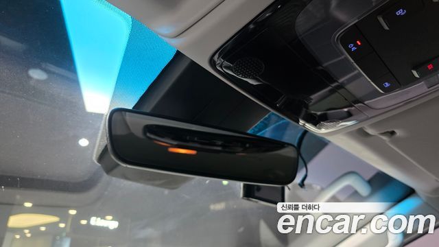 Hyundai Staria 2022 — photo 28