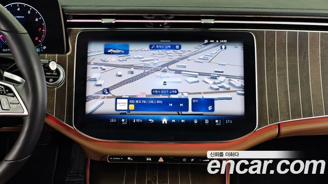 Mercedes-Benz E-Class 2024 — photo 19