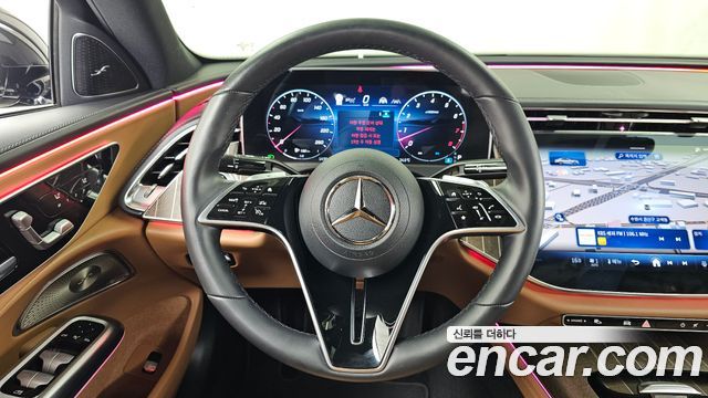 Mercedes-Benz E-Class 2024 — photo 20