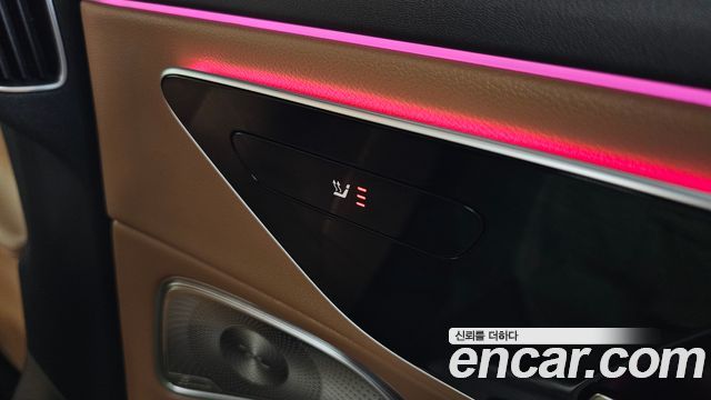 Mercedes-Benz E-Class 2024 — photo 25