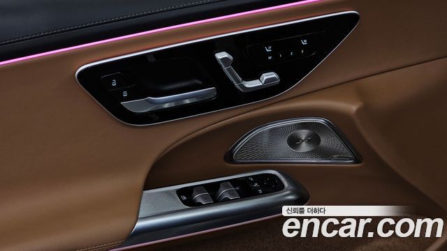Mercedes-Benz E-Class 2024 — photo 27