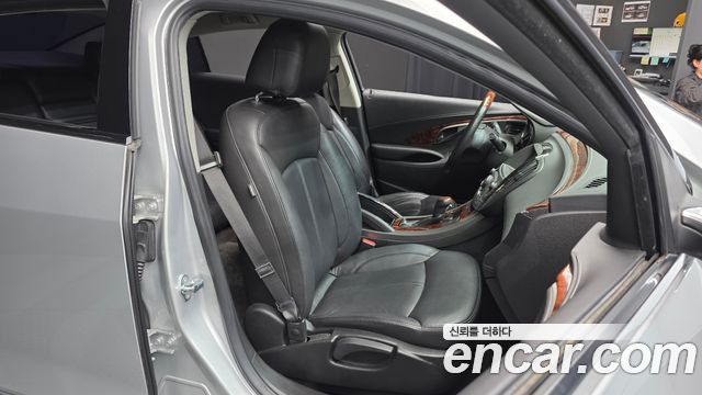 Chevrolet Korea Alpheon 2012 — photo 17