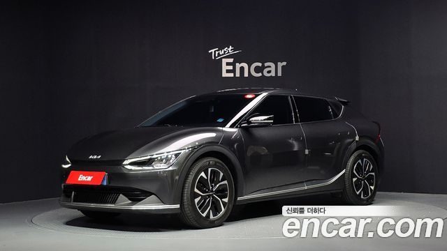 Kia EV6 2023 — photo 1