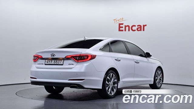 Hyundai Sonata 2015 — photo 2