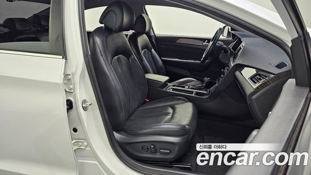 Hyundai Sonata 2015 — photo 12