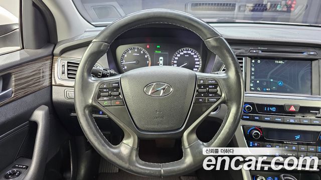 Hyundai Sonata 2015 — photo 13