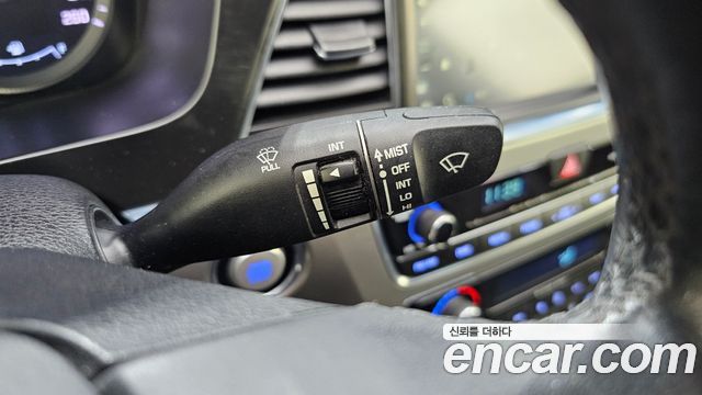Hyundai Sonata 2015 — photo 18